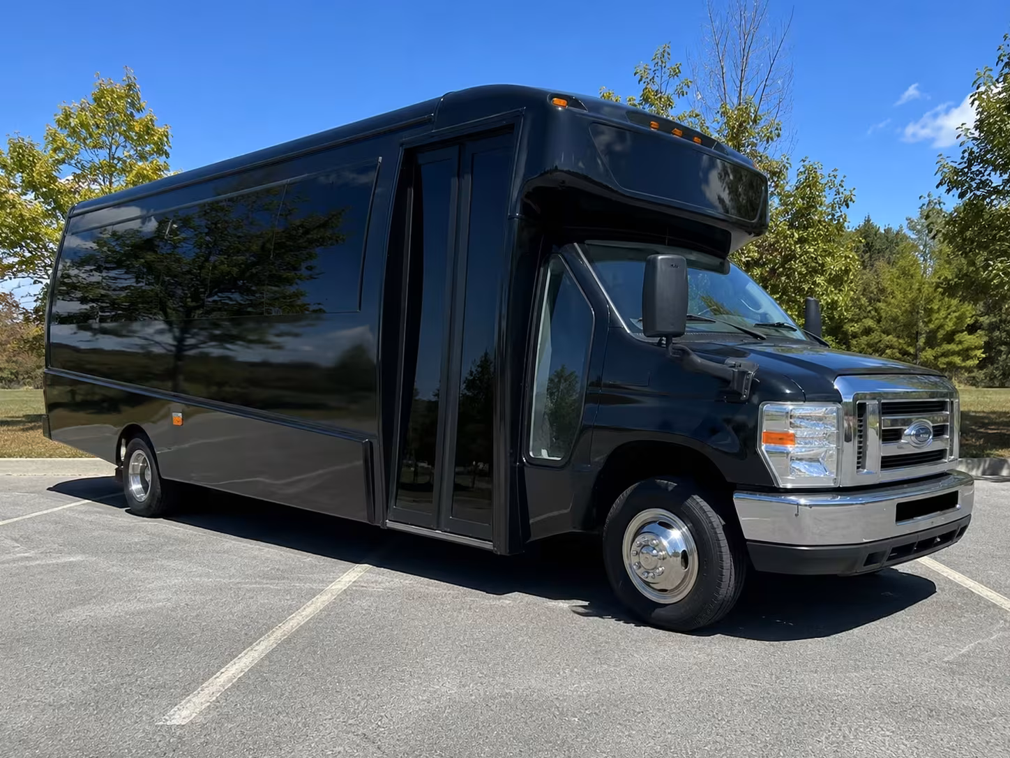 fort smith minibus rentals to and from xna airport