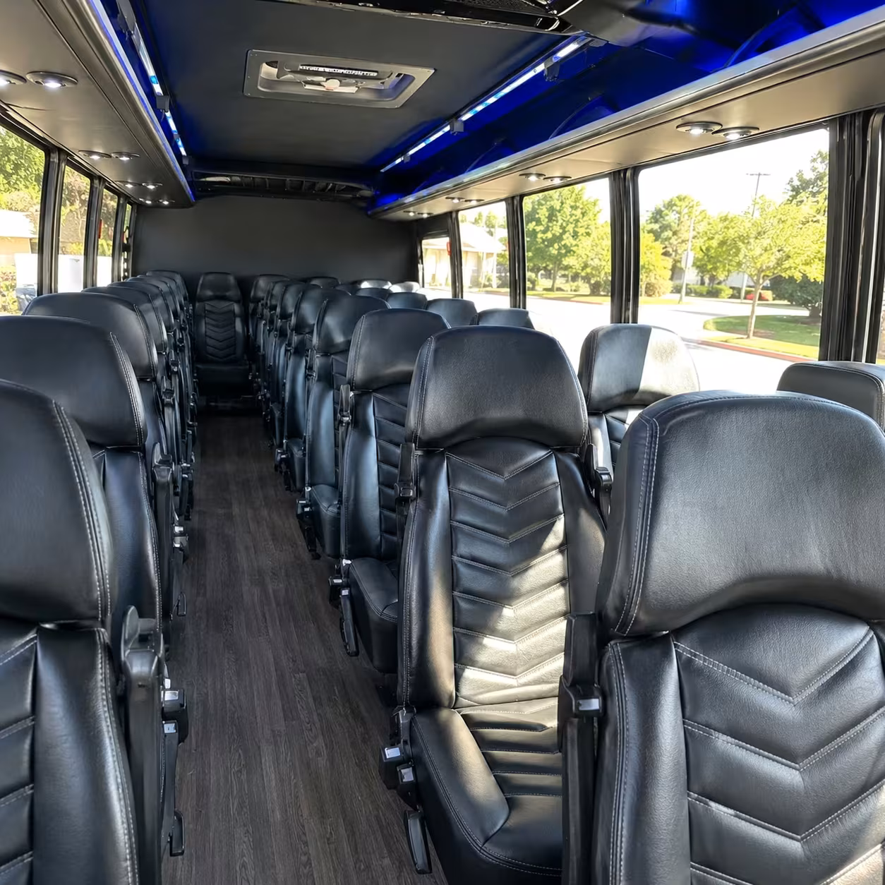 minibus rentals in fort smith for smaller prom groups
